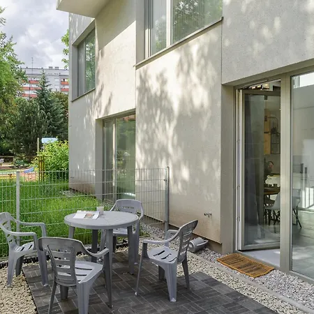 P&o Olbrachta Apartamento *